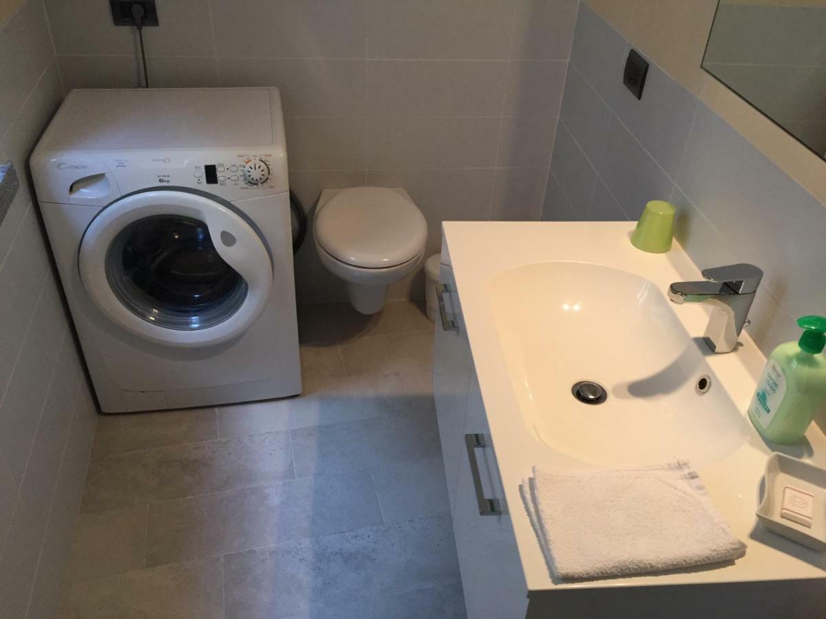 Casa Stefania Apartment Mandello del Lario Ngoại thất bức ảnh