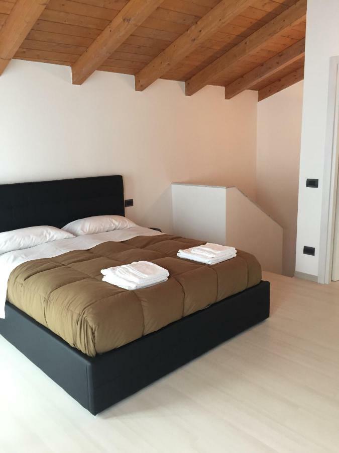 Casa Stefania Apartment Mandello del Lario Ngoại thất bức ảnh